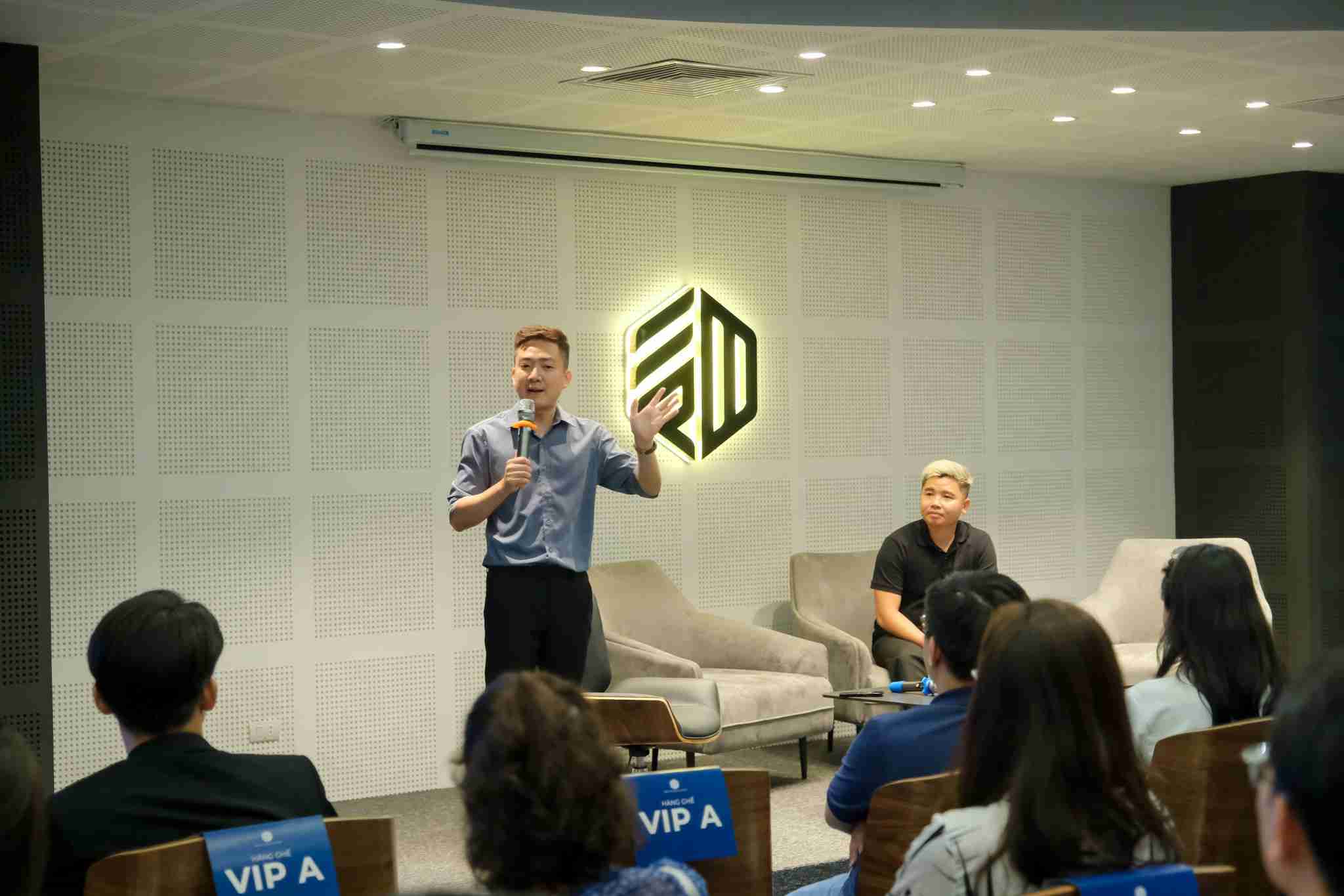 Phùng Thái Học CEO SpeedX Agency